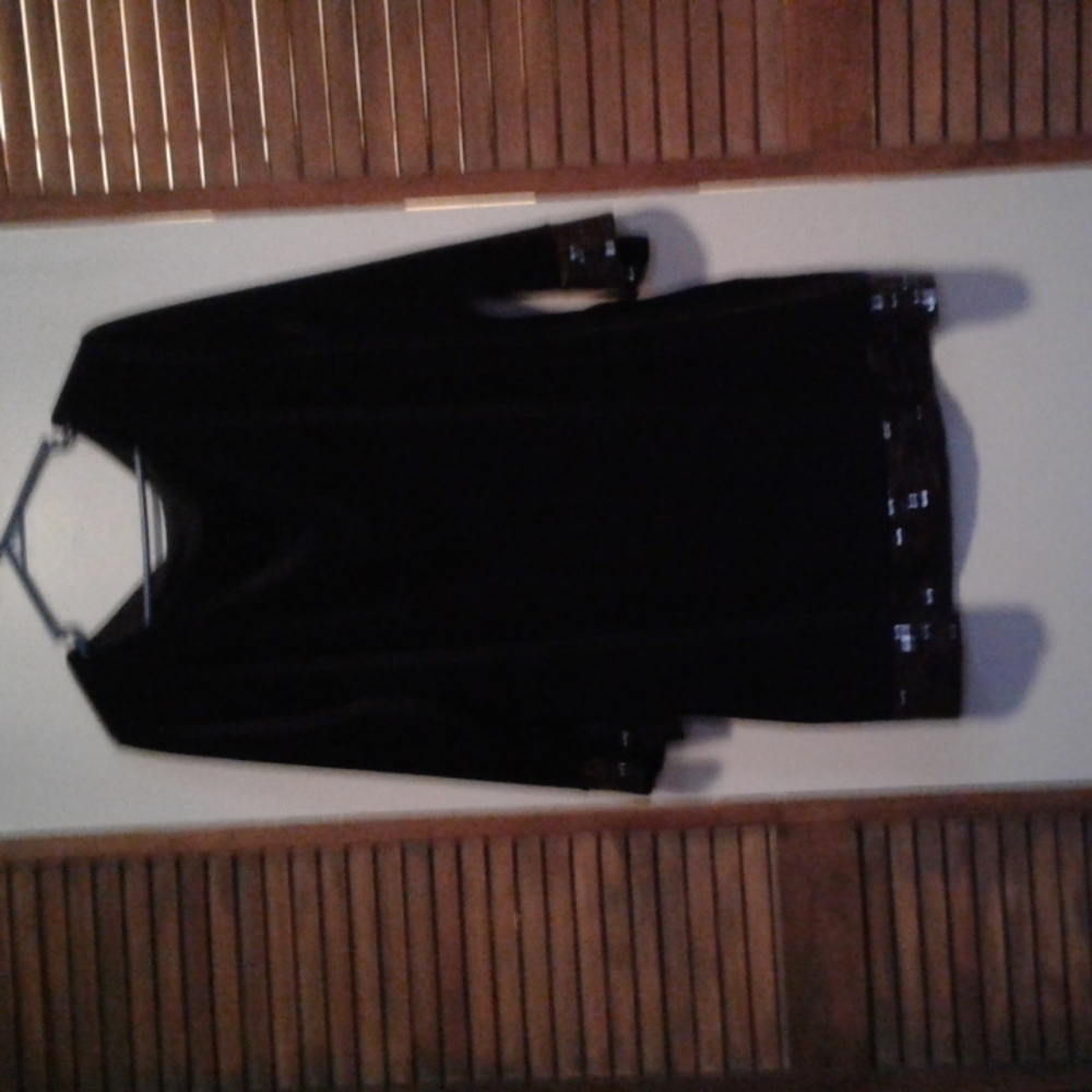 Susan Graver black tunic shirt